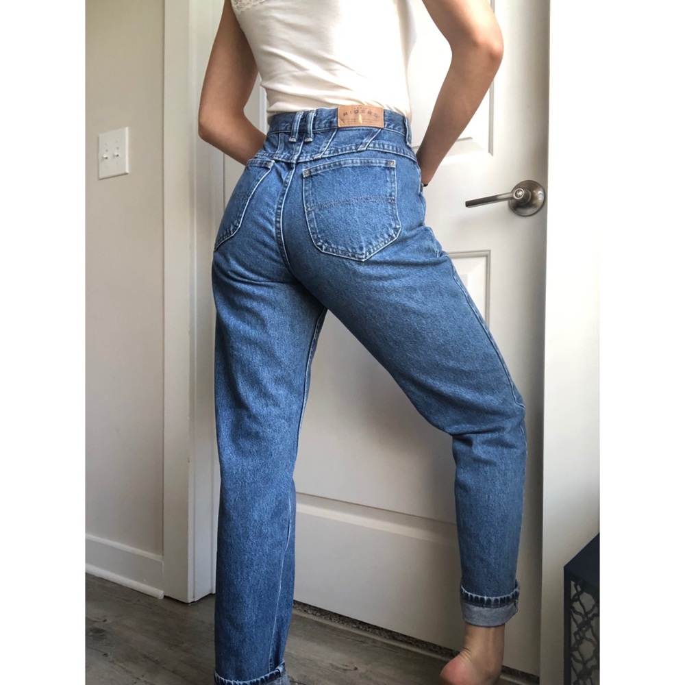 vintage denim lee riders high-waisted mom jeans